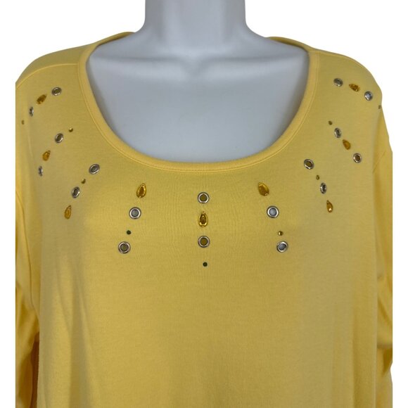 Quacker Factory Yellow Scoop Neck Top W/ Rhinestone & Grommet Design Size 2X - Picture 2 of 10